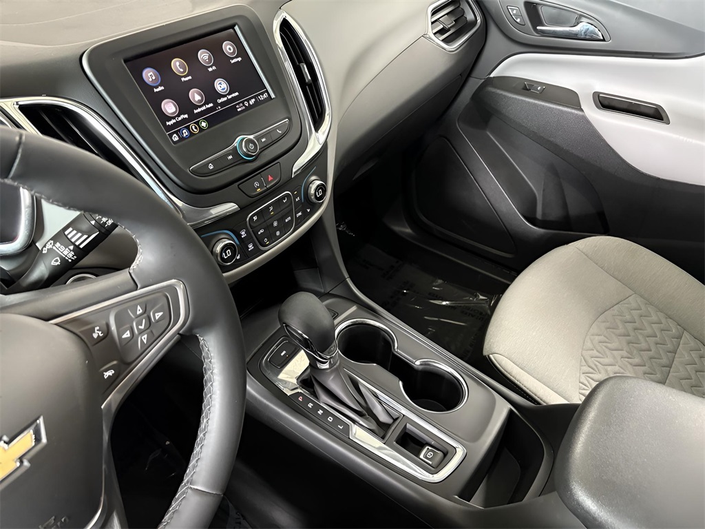 Vehicle image 11 of 35