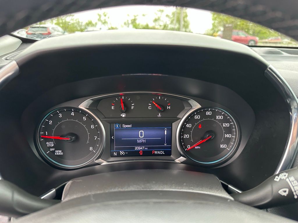Vehicle image 24 of 27