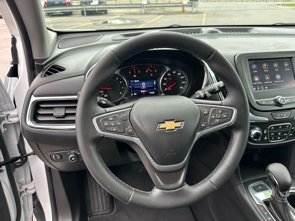 Vehicle image 15 of 27