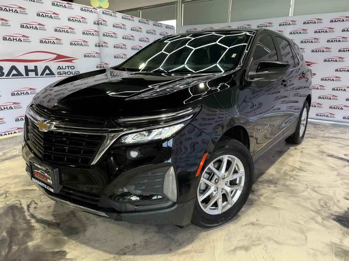 Vehicle image 4 of 45