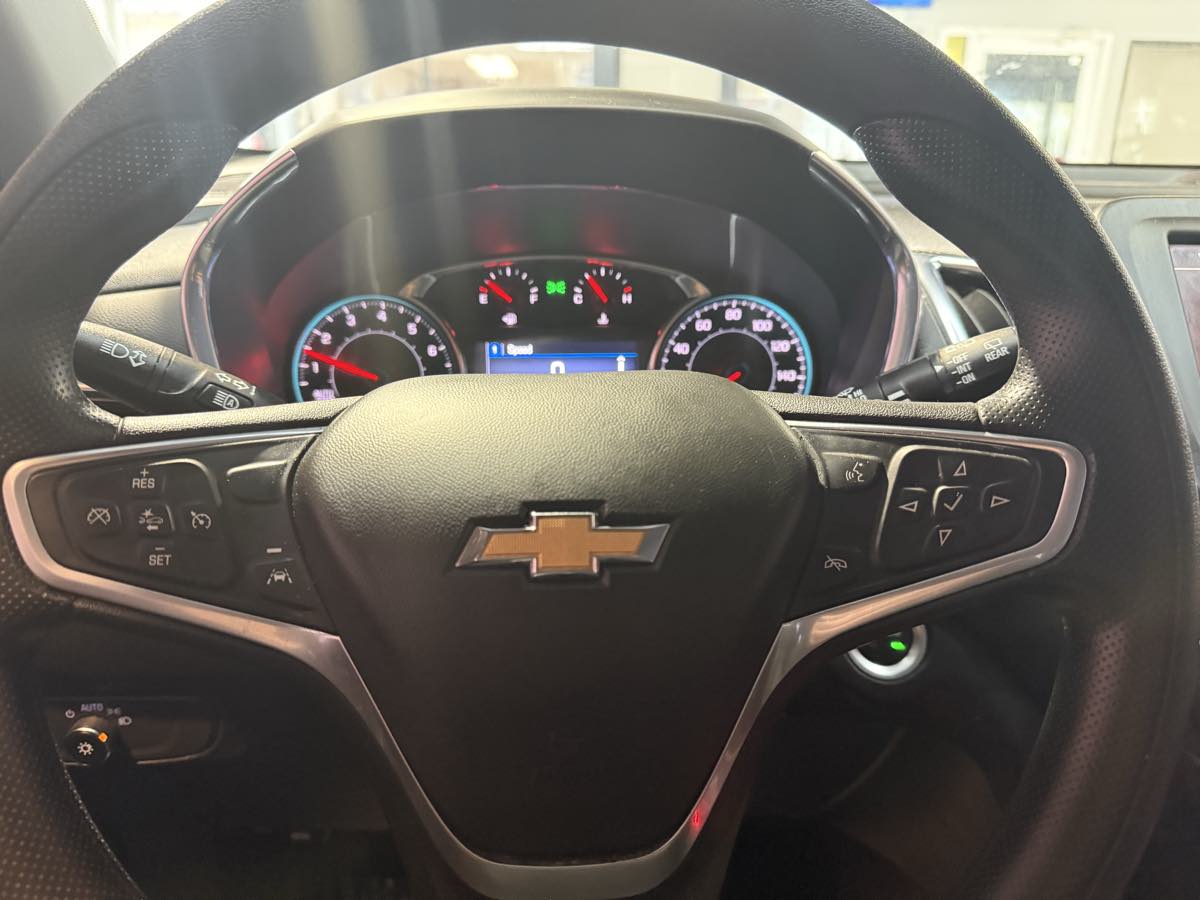 Vehicle image 13 of 45