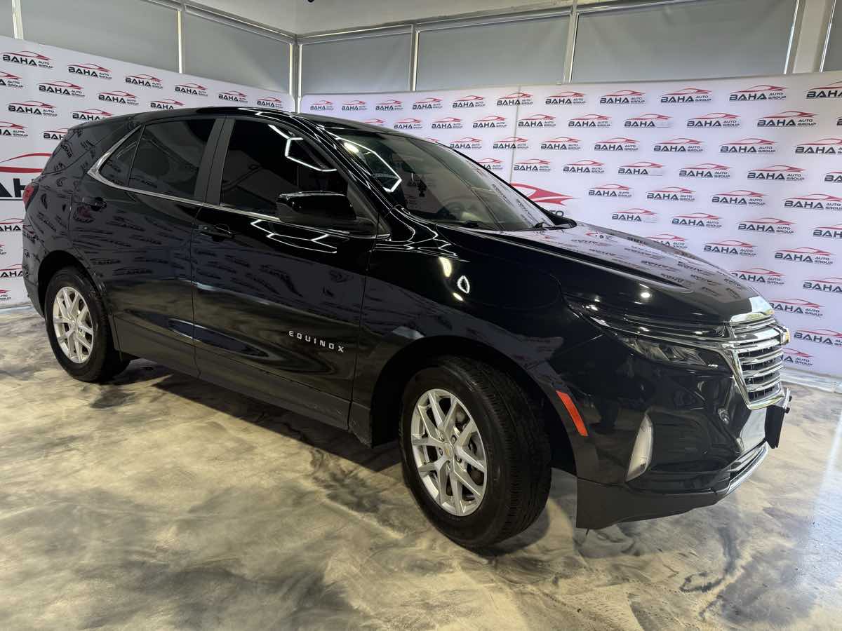 Vehicle image 5 of 45