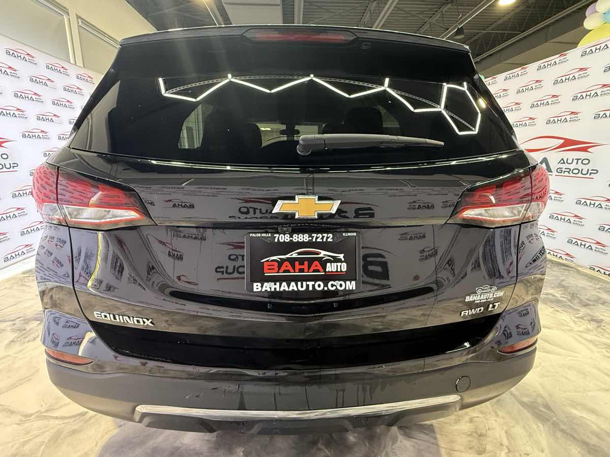 Vehicle image 12 of 45