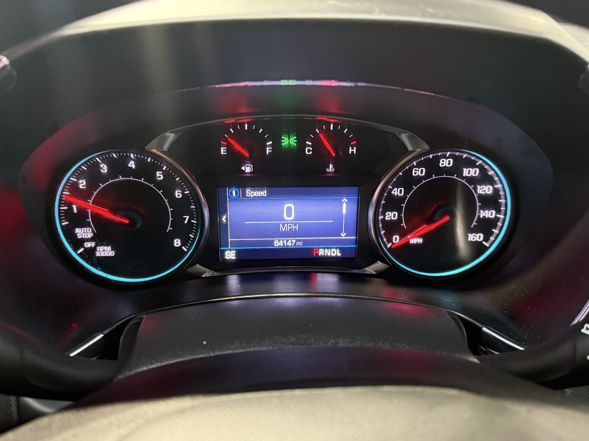 Vehicle image 14 of 45