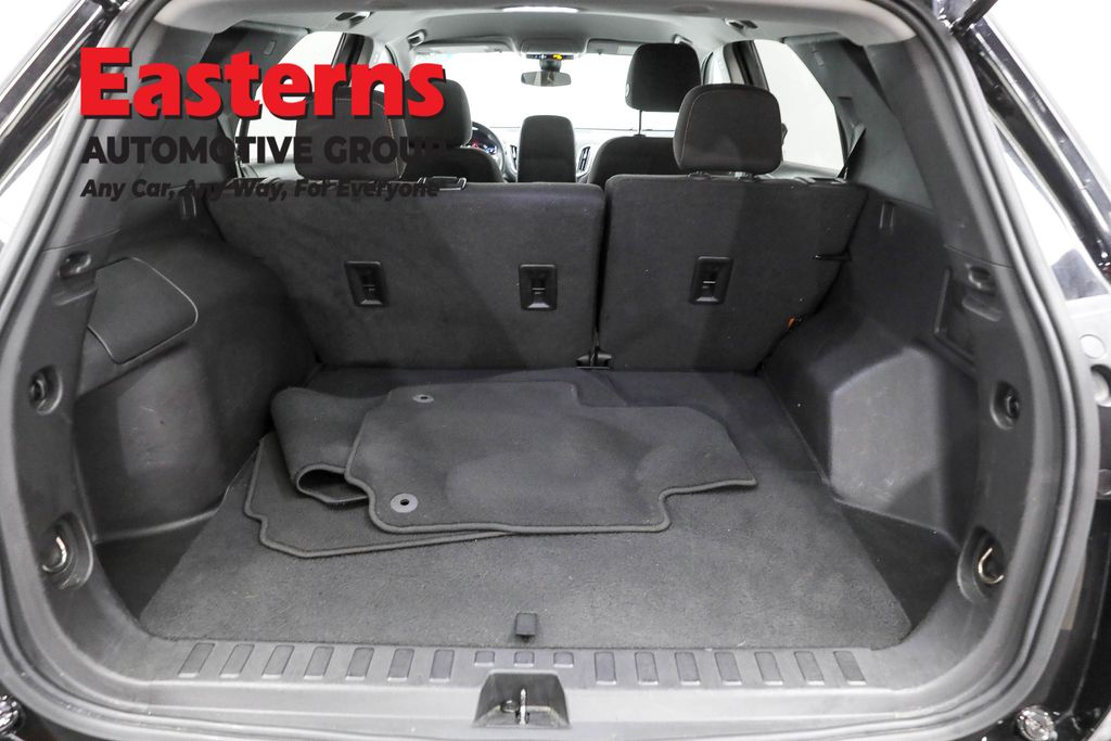 Vehicle image 43 of 61
