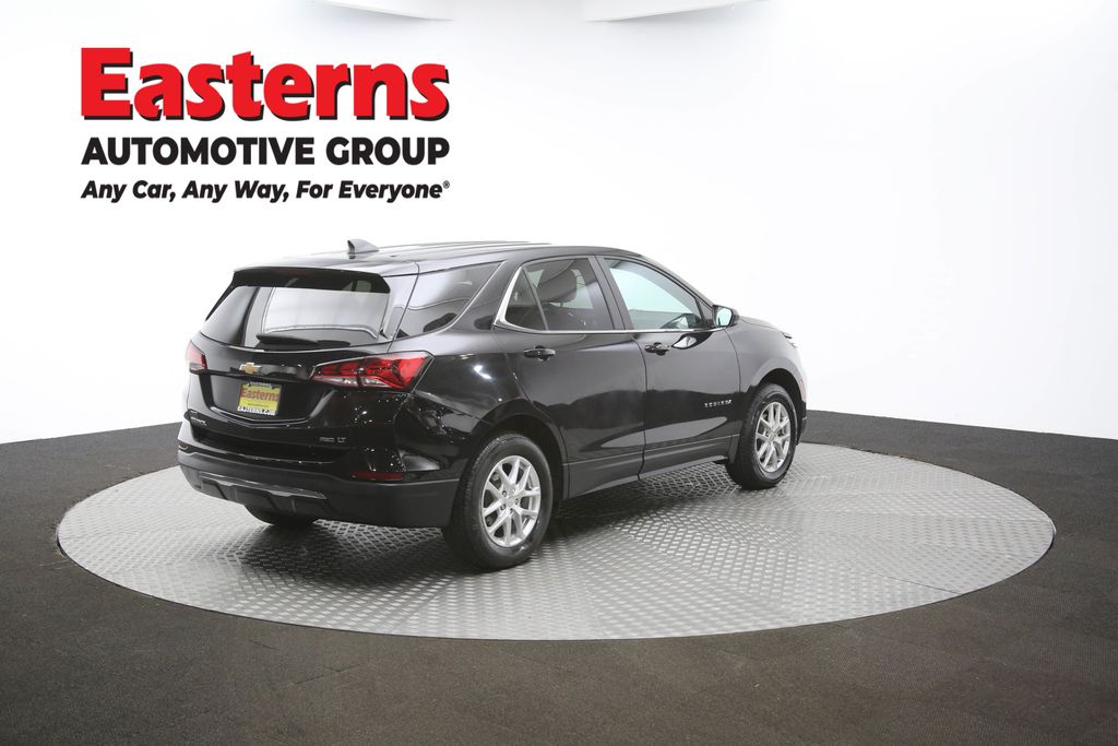 Vehicle image 21 of 61