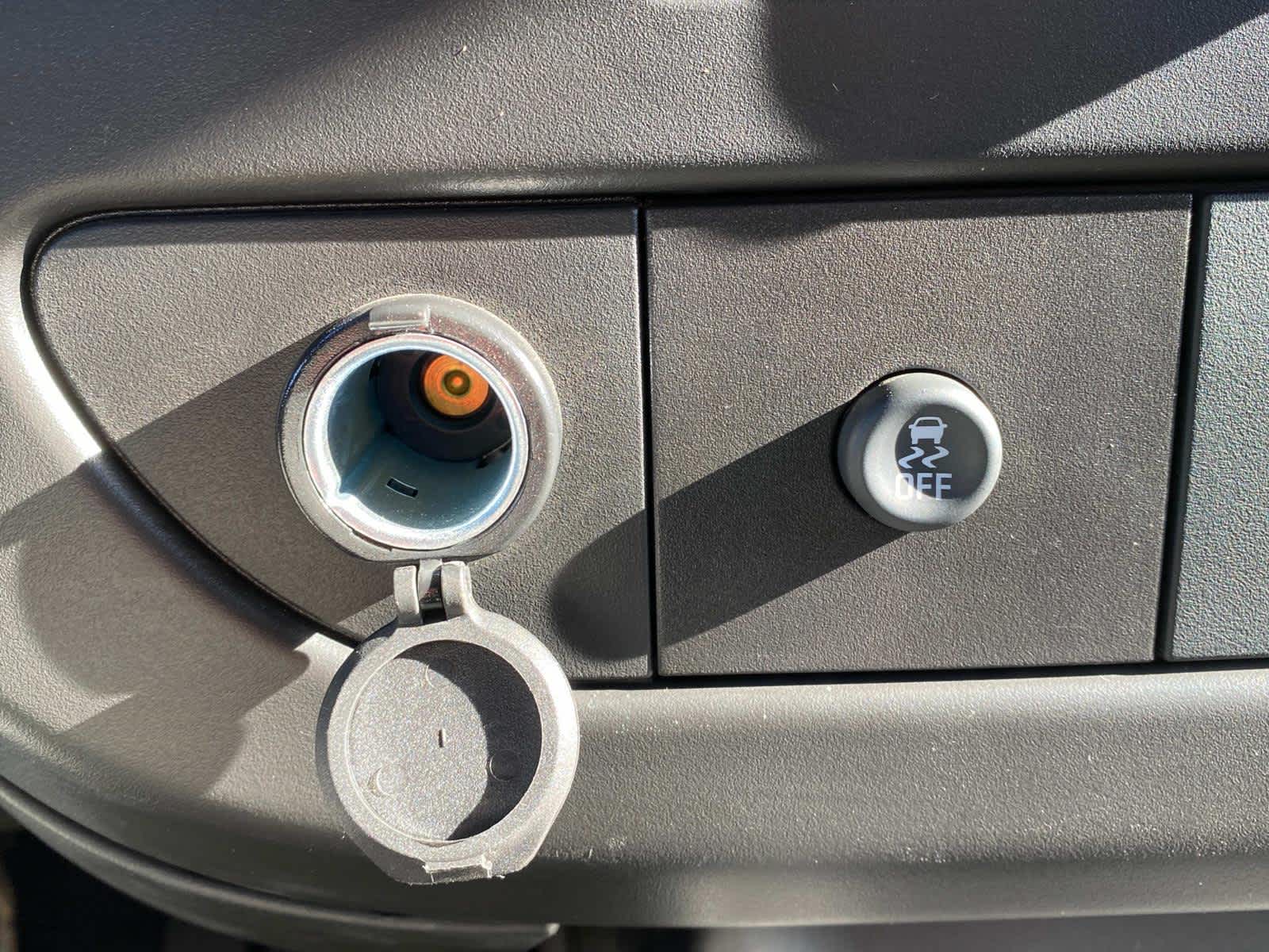 Vehicle image 12 of 50