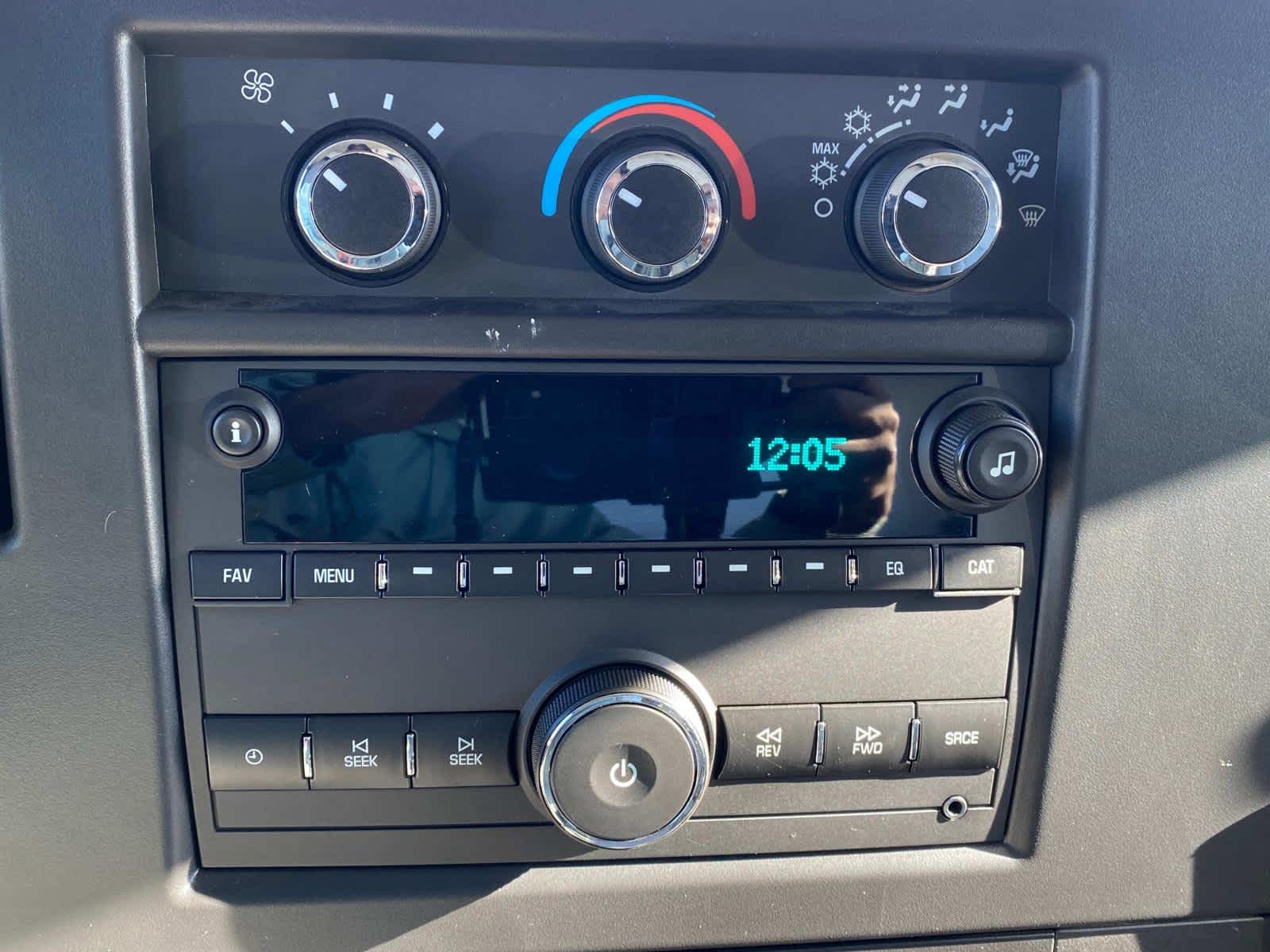 Vehicle image 13 of 50