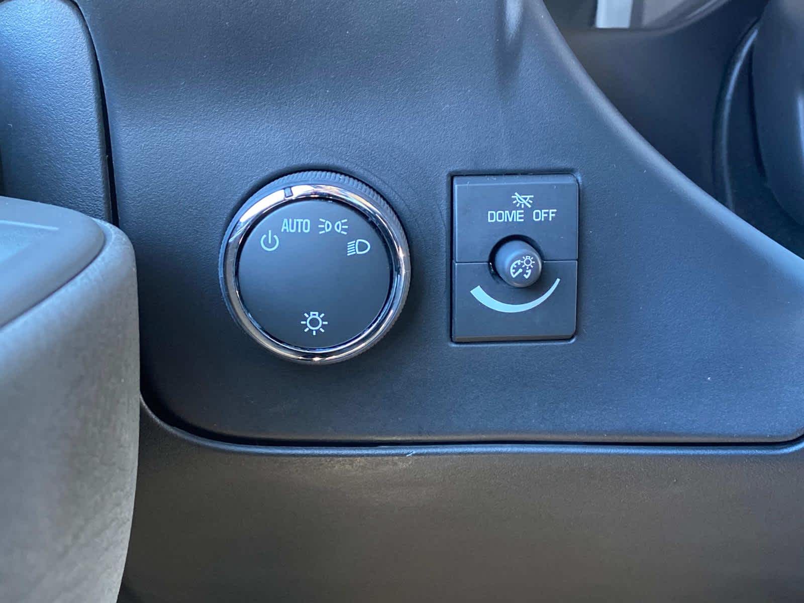 Vehicle image 22 of 50