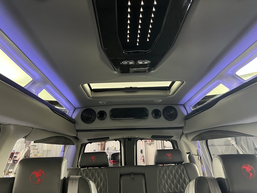 Vehicle image 42 of 46
