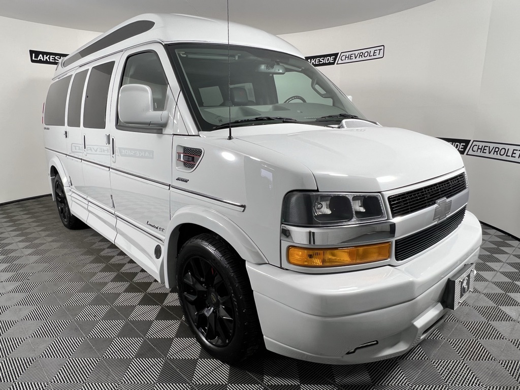 Vehicle image 5 of 46