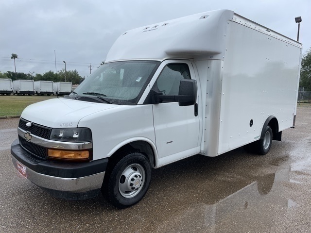 Vehicle image 7 of 19