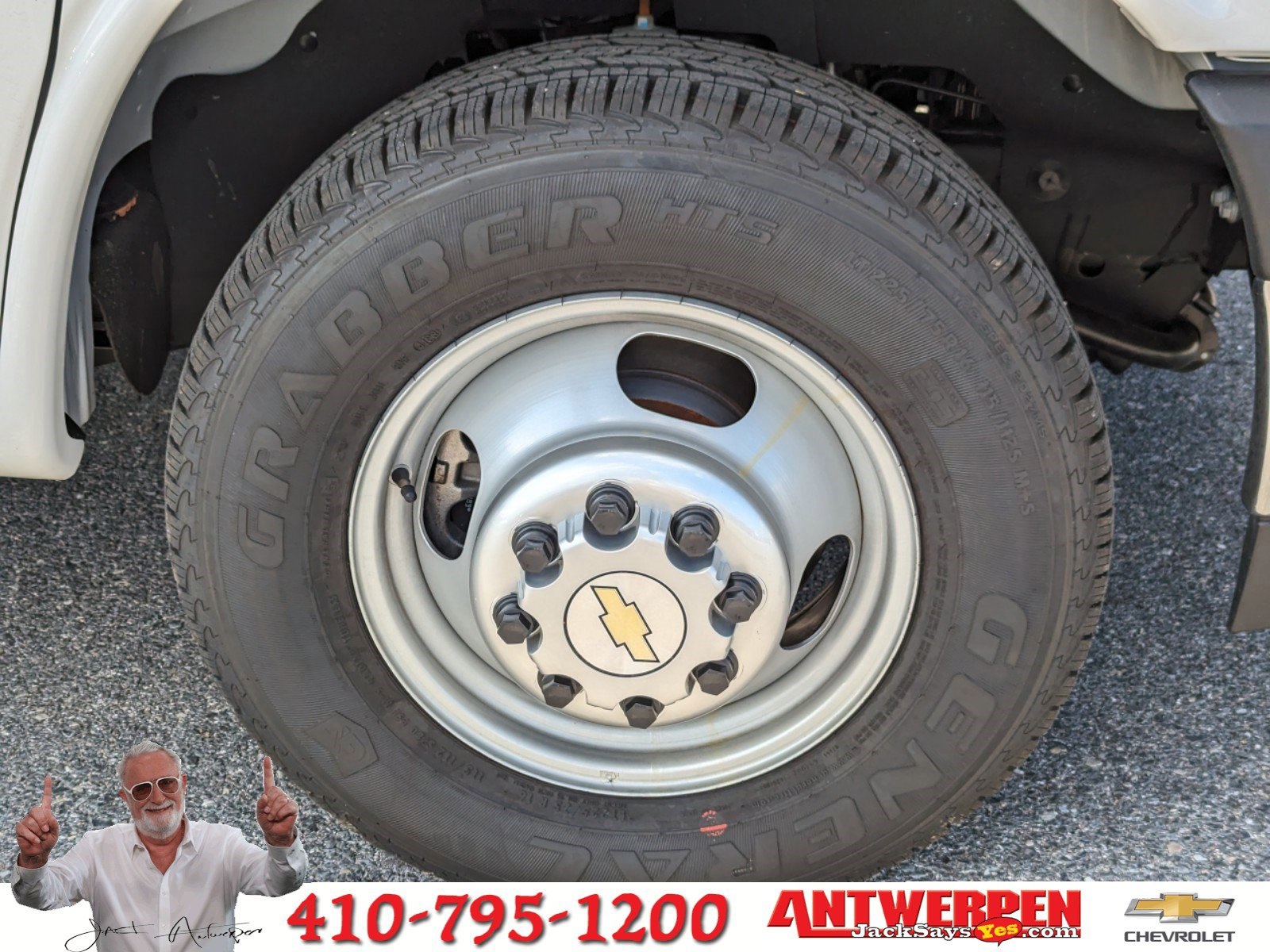 Vehicle image 6 of 22