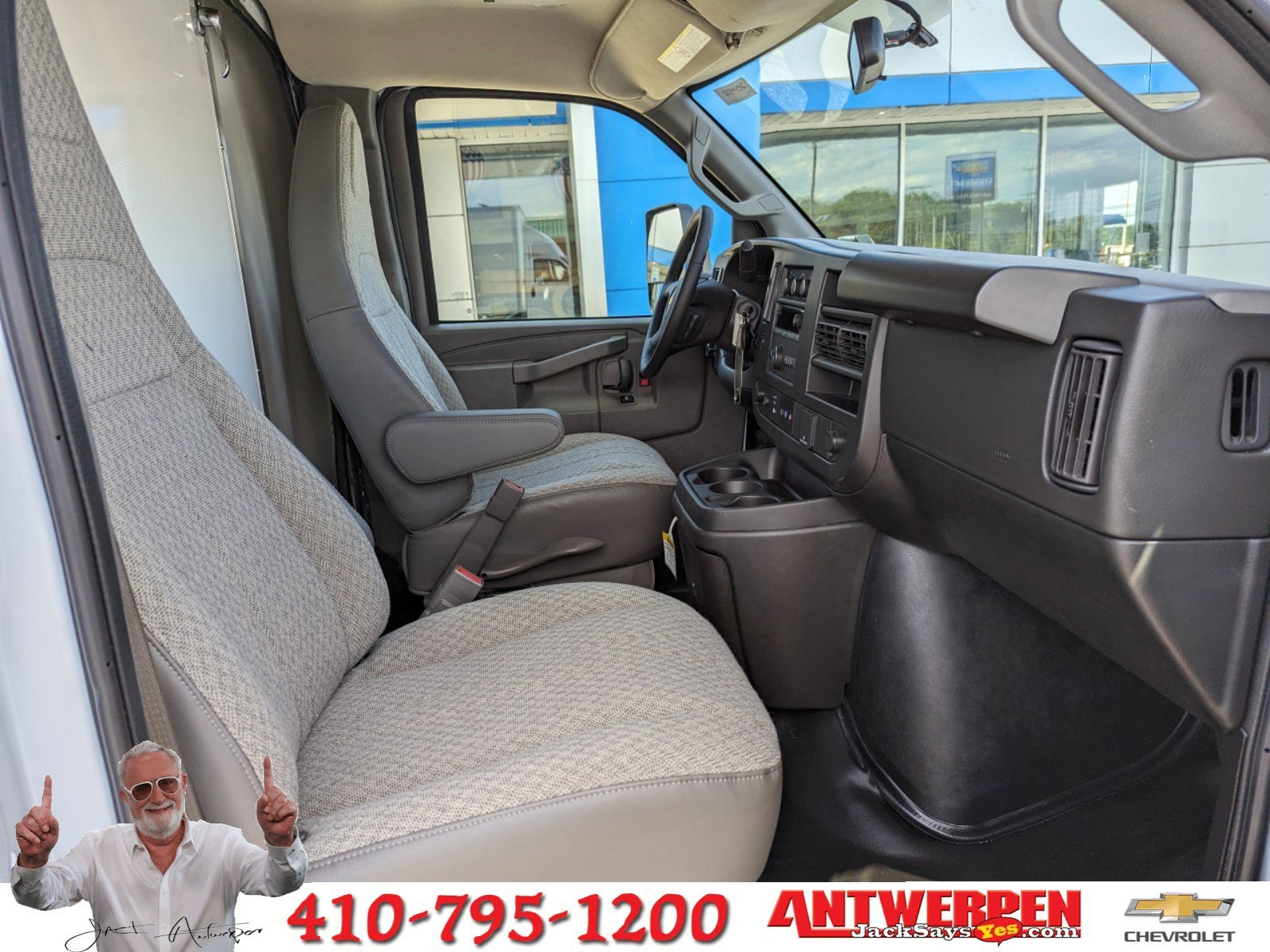 Vehicle image 7 of 22