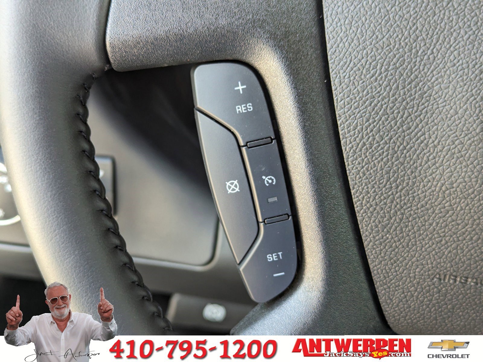 Vehicle image 15 of 22
