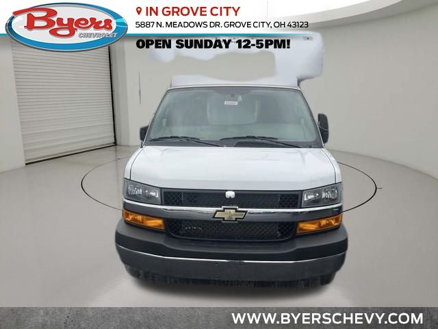 Vehicle image 3 of 17