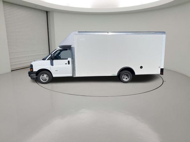 Vehicle image 20 of 30