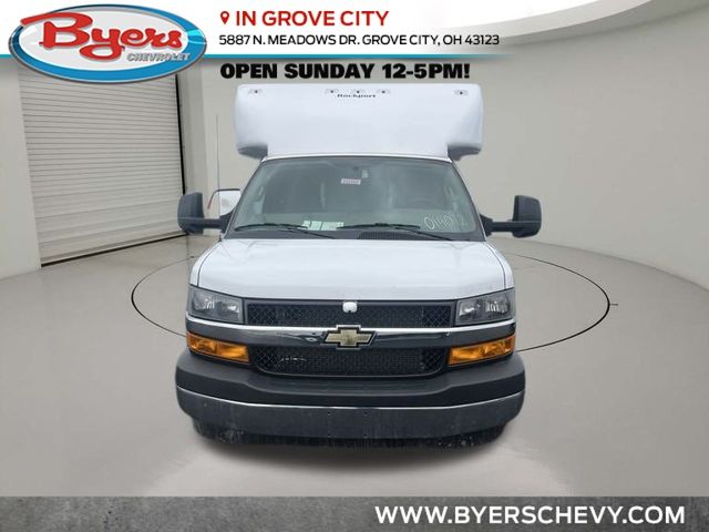 Vehicle image 3 of 17