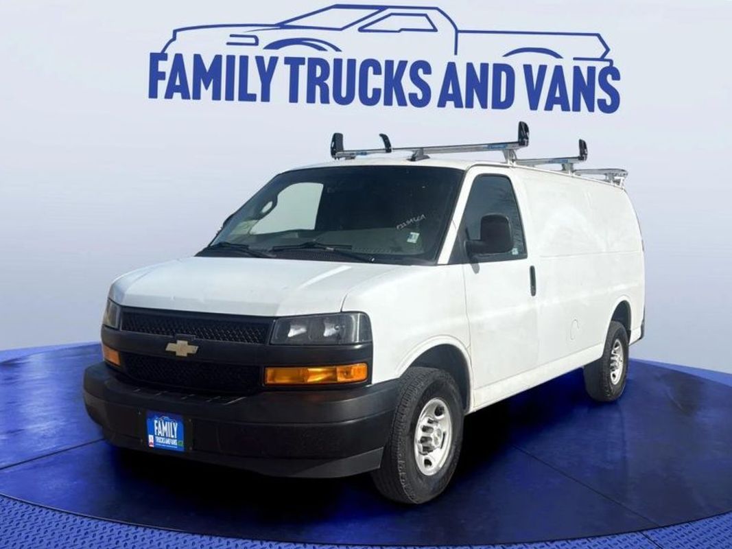 2023 Chevrolet Express Base Image 2 of 19