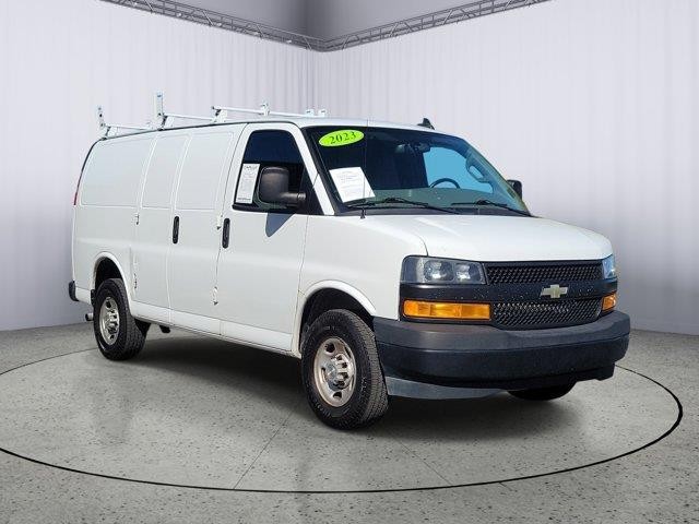 2023 Chevrolet Express Base Image 3 of 30