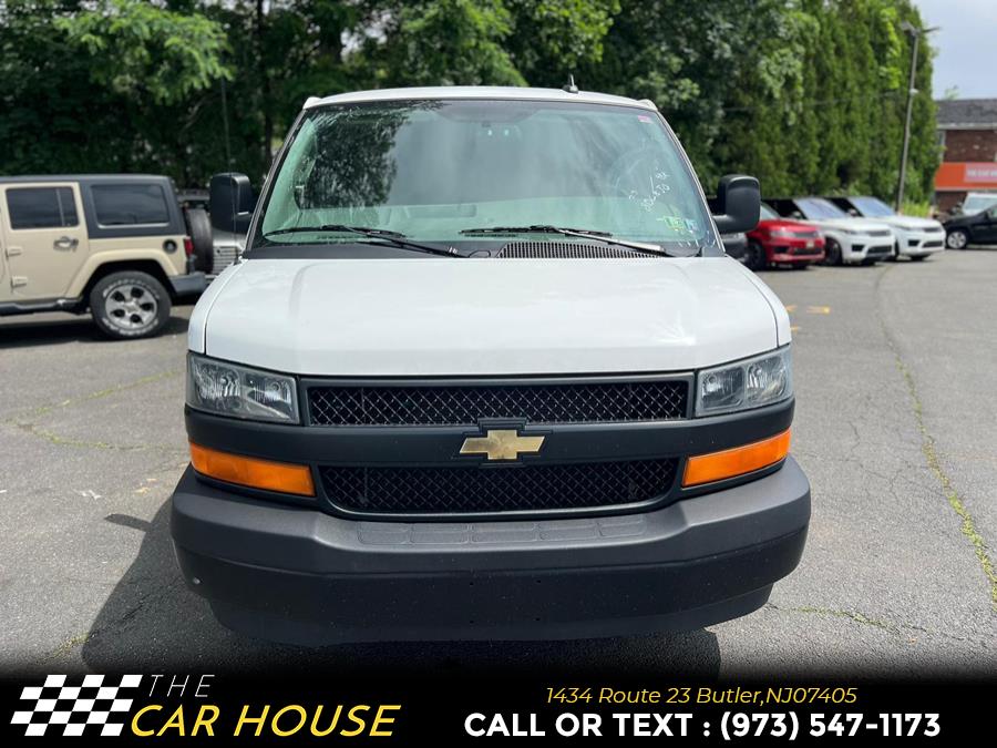Vehicle image 4 of 27