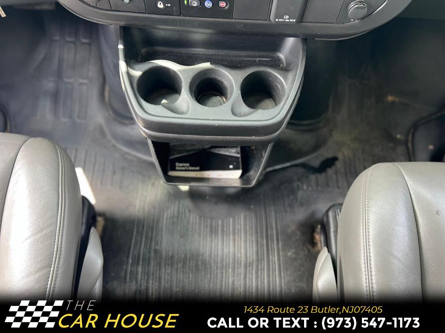 Vehicle image 20 of 27