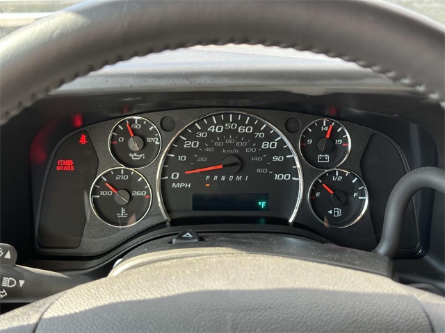 2023 Chevrolet Express Base Image 15 of 32