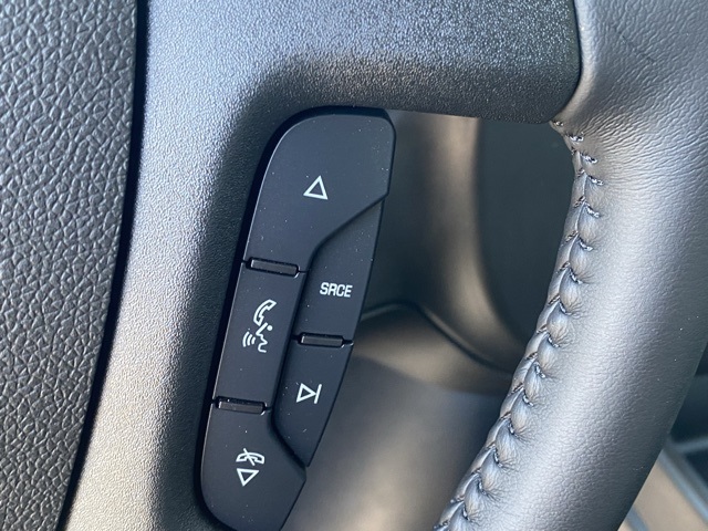 Vehicle image 18 of 33