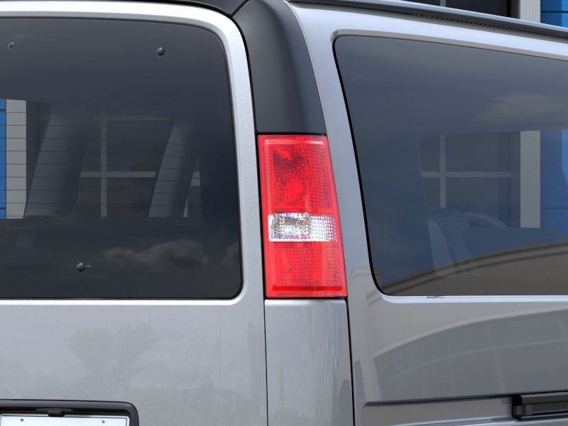 Vehicle image 23 of 24