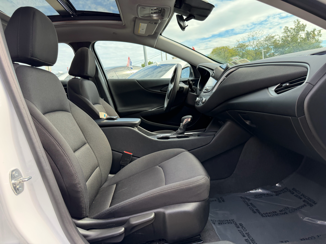 2023 Chevrolet Malibu LT Image 24 of 52