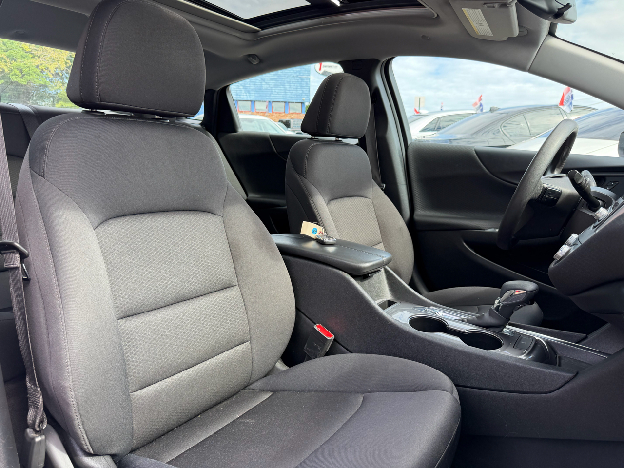 2023 Chevrolet Malibu LT Image 18 of 52