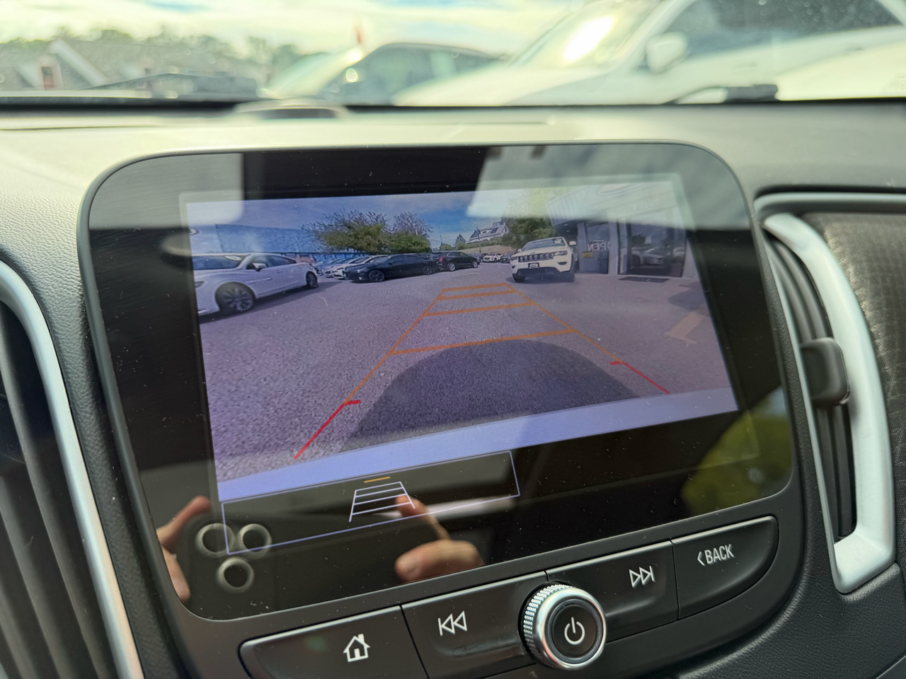 2023 Chevrolet Malibu LT Image 32 of 52