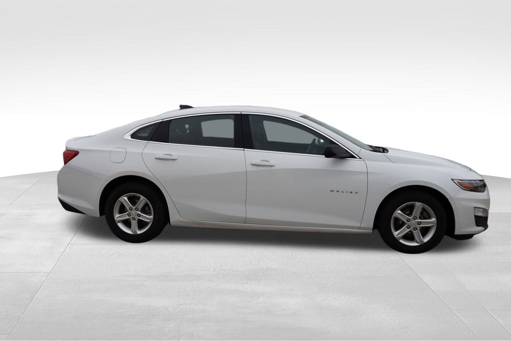 Vehicle image 5 of 41