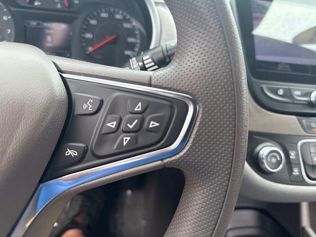 2023 Chevrolet Malibu LS Image 30 of 33