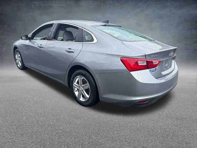2023 Chevrolet Malibu LS Image 7 of 33