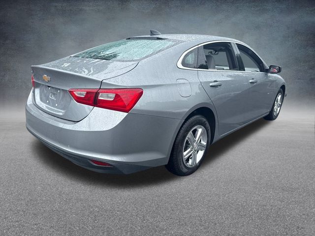 2023 Chevrolet Malibu LS Image 5 of 33