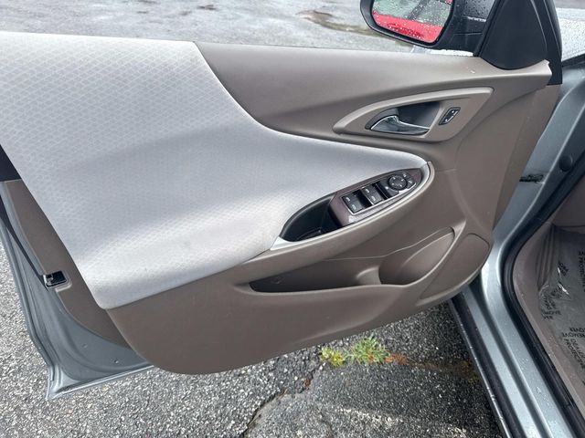 2023 Chevrolet Malibu LS Image 21 of 33