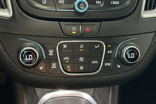 Vehicle image 19 of 27