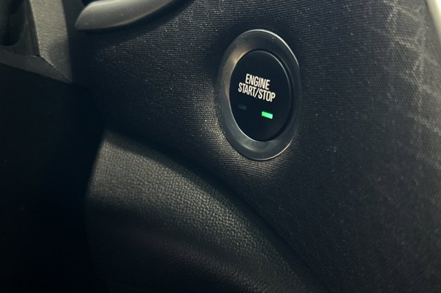 Vehicle image 21 of 27