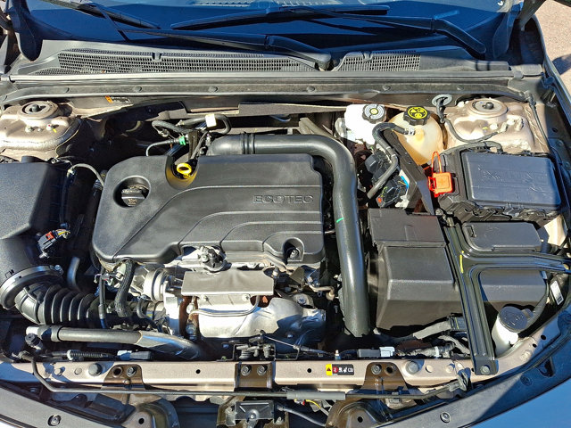 2023 Chevrolet Malibu LT Image 7 of 30