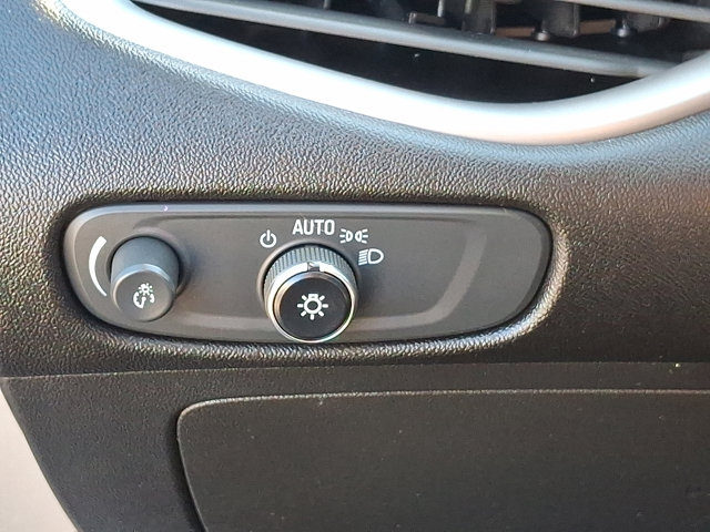 2023 Chevrolet Malibu LT Image 19 of 30