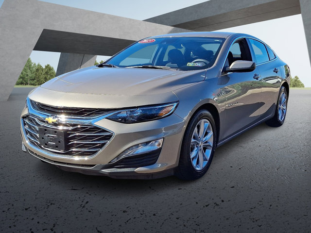 2023 Chevrolet Malibu LT Image 1 of 30