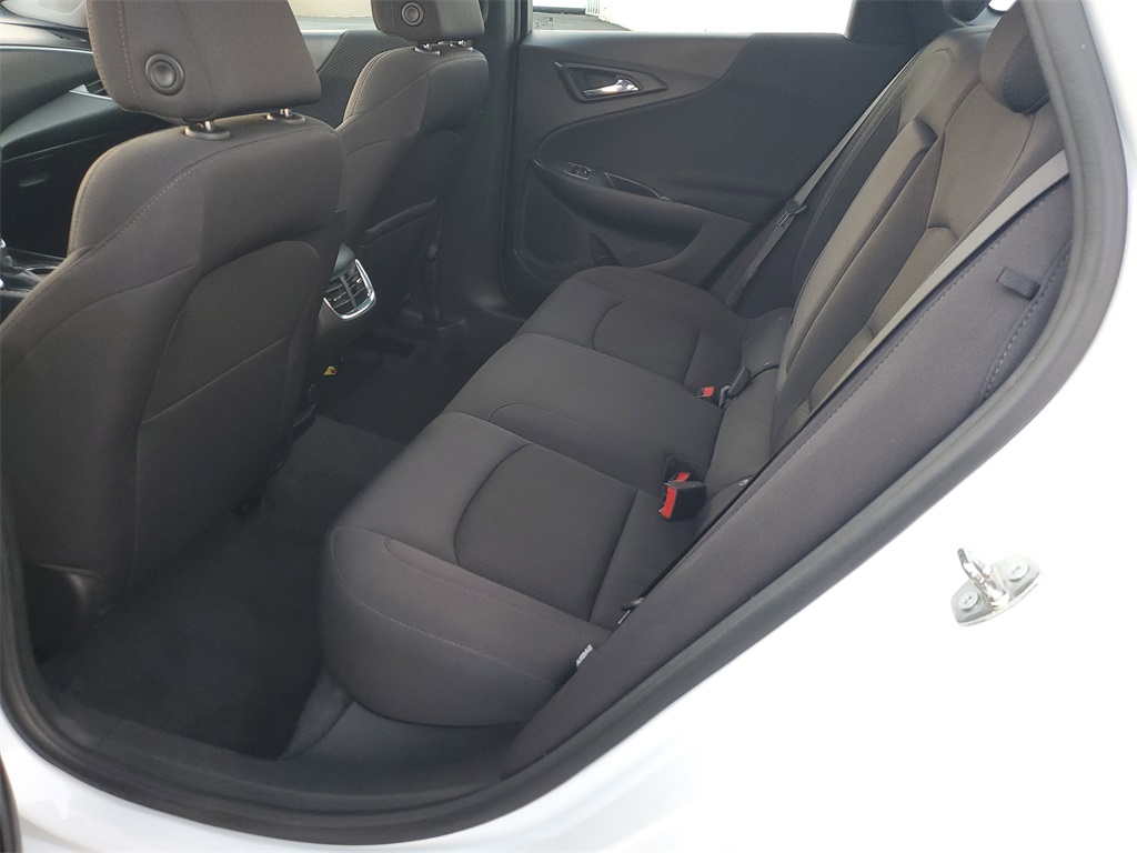 2023 Chevrolet Malibu LT Image 11 of 32