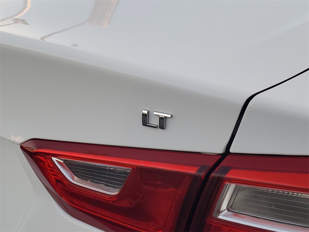 2023 Chevrolet Malibu LT Image 28 of 32