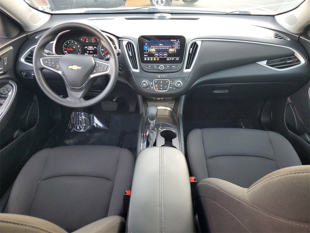 2023 Chevrolet Malibu LT Image 14 of 32