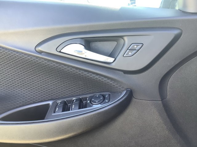 2023 Chevrolet Malibu LT Image 16 of 18