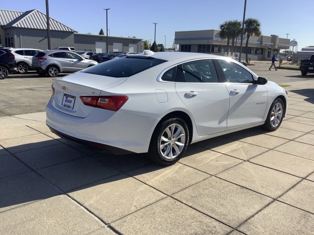 2023 Chevrolet Malibu LT Image 6 of 18