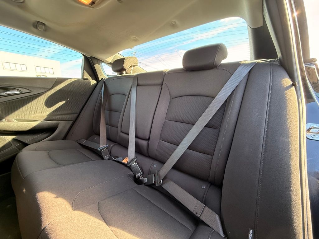 2023 Chevrolet Malibu LT Image 14 of 35