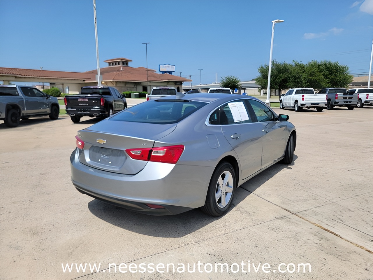 Vehicle image 38 of 41