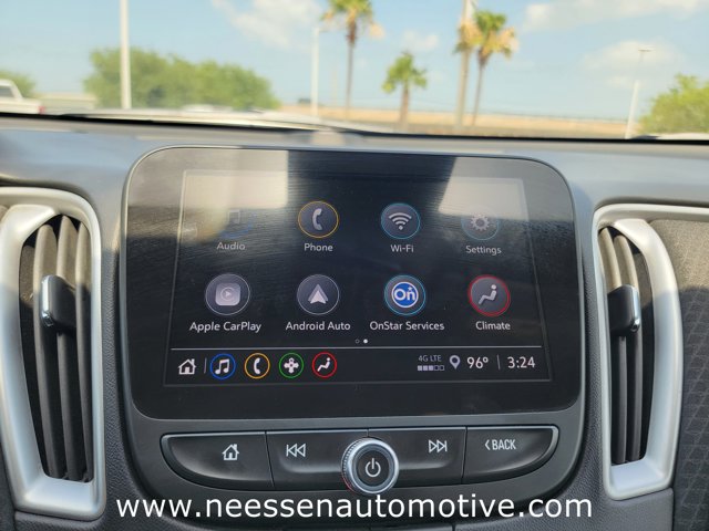 Vehicle image 23 of 41
